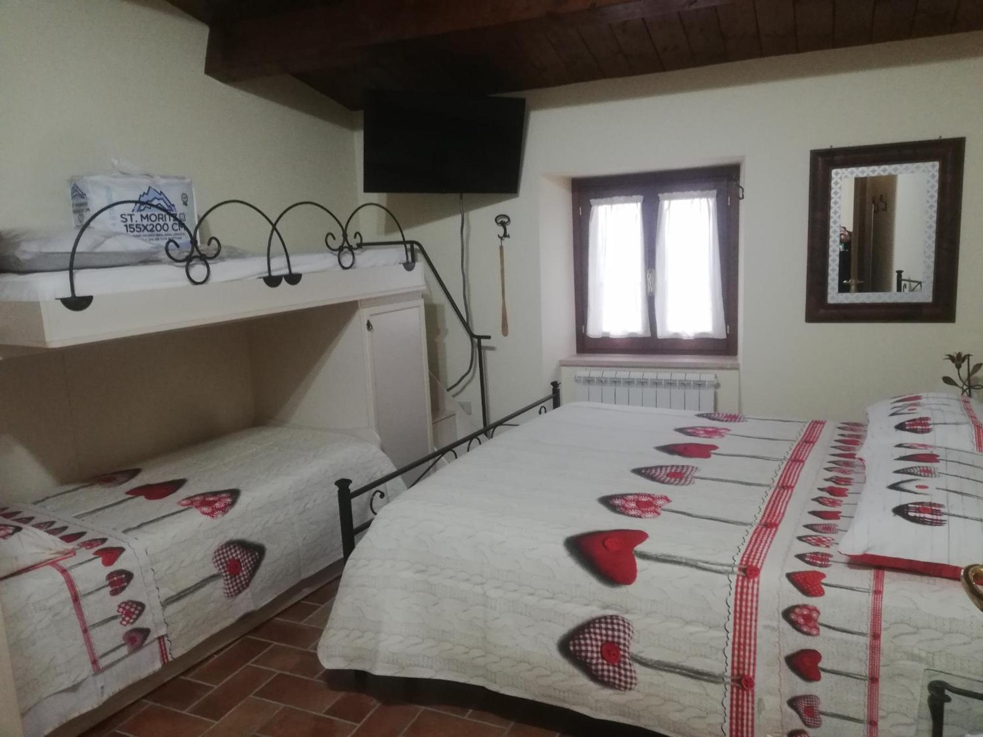 Appartamenti Cardinali Assisi Pokoj fotografie
