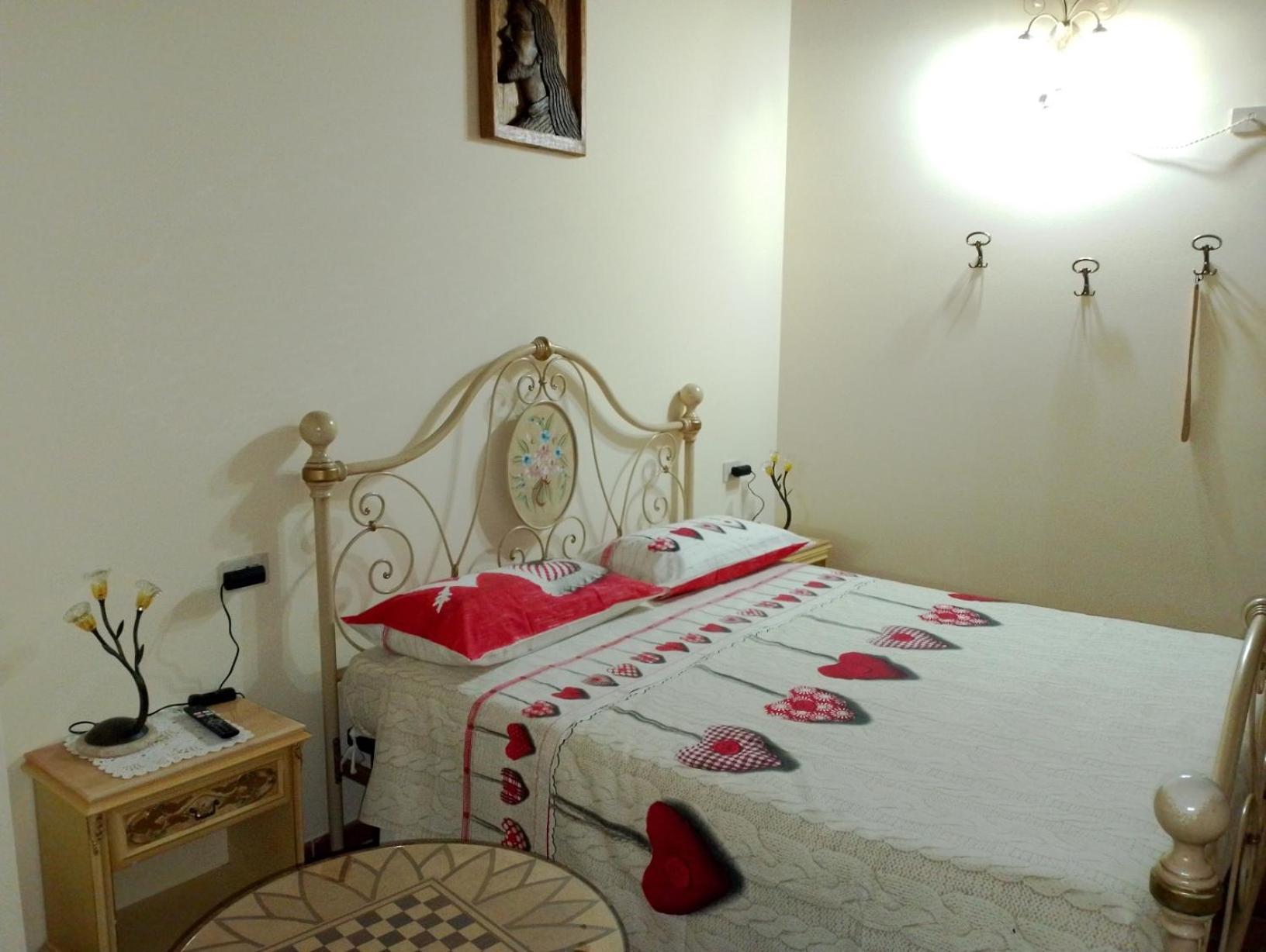 Appartamenti Cardinali Assisi Pokoj fotografie